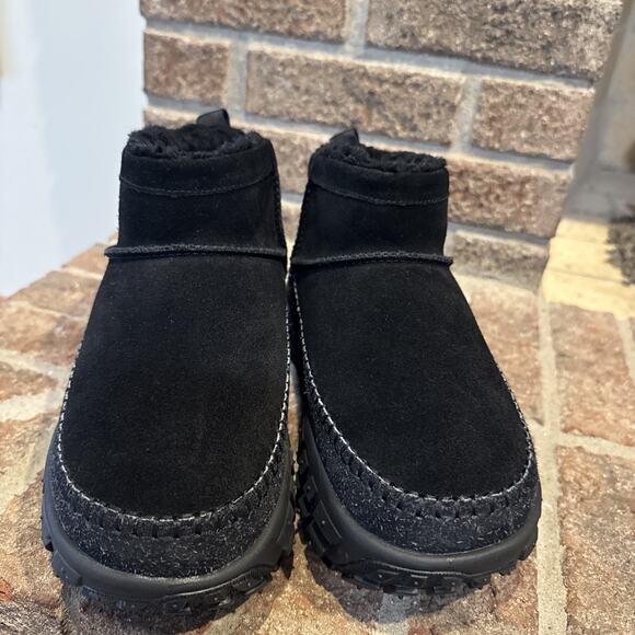 UGG Venture Daze Ultra Mini Black Men's Size 7/ Women’s 8 Boots 1158200 - Picture 15 of 16